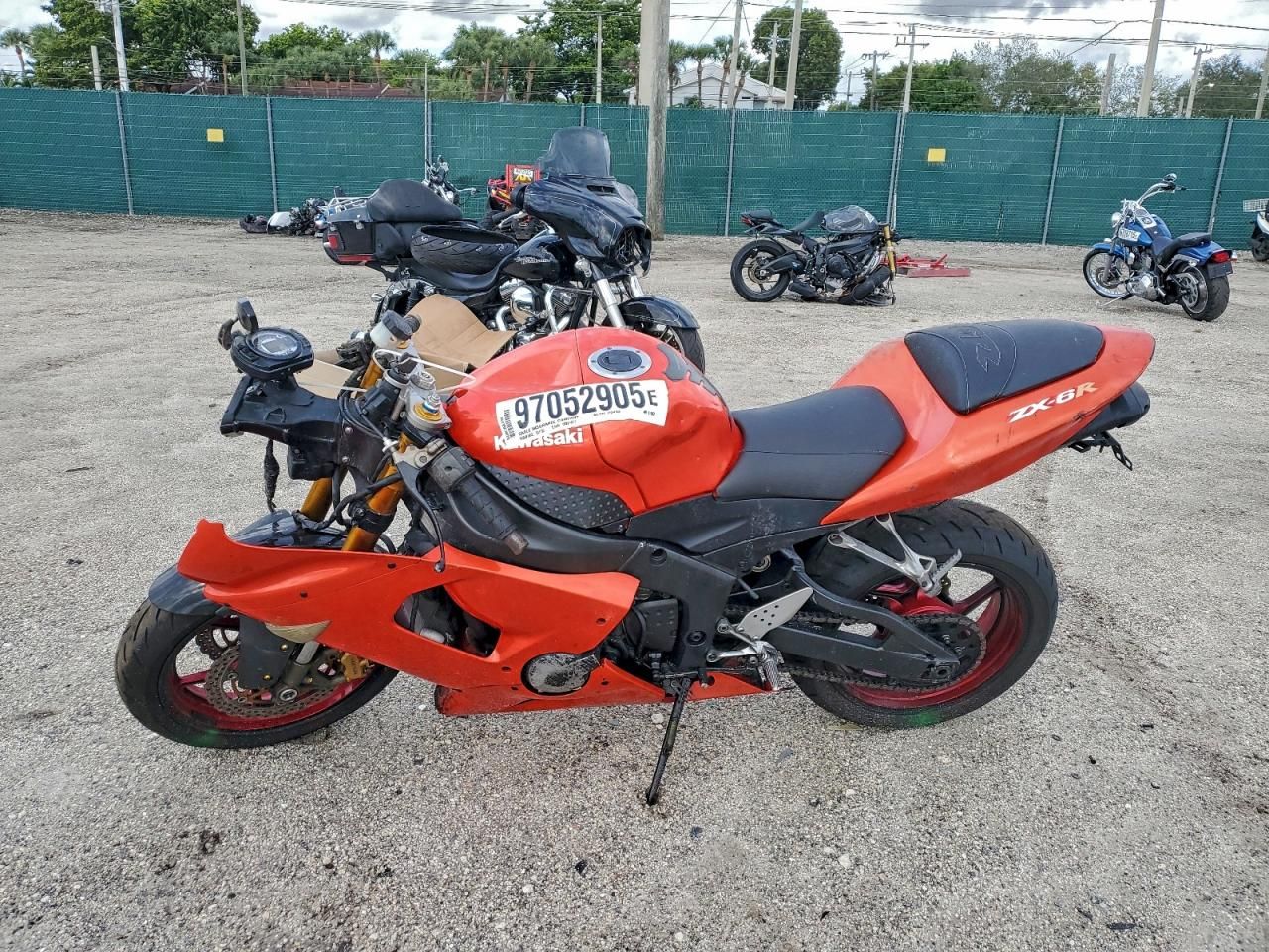 2005 Kawasaki ZX636 C1