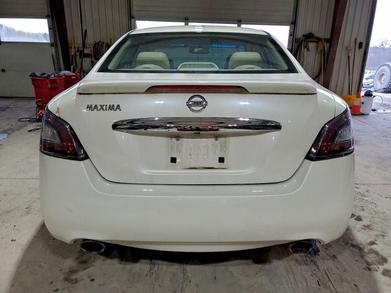 2013 Nissan Maxima s