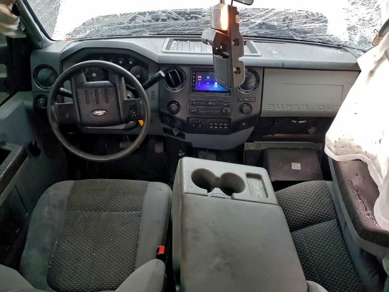 2016 Ford F350 Crew C PU 4X4