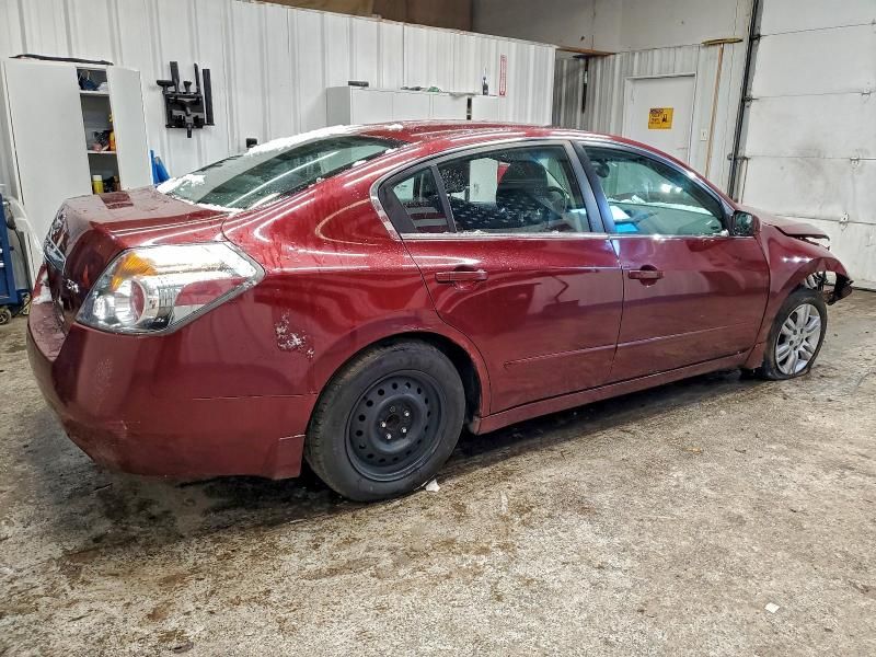 2010 Nissan Altima Base