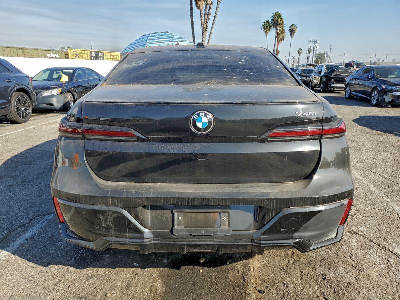 2024 BMW 740 i