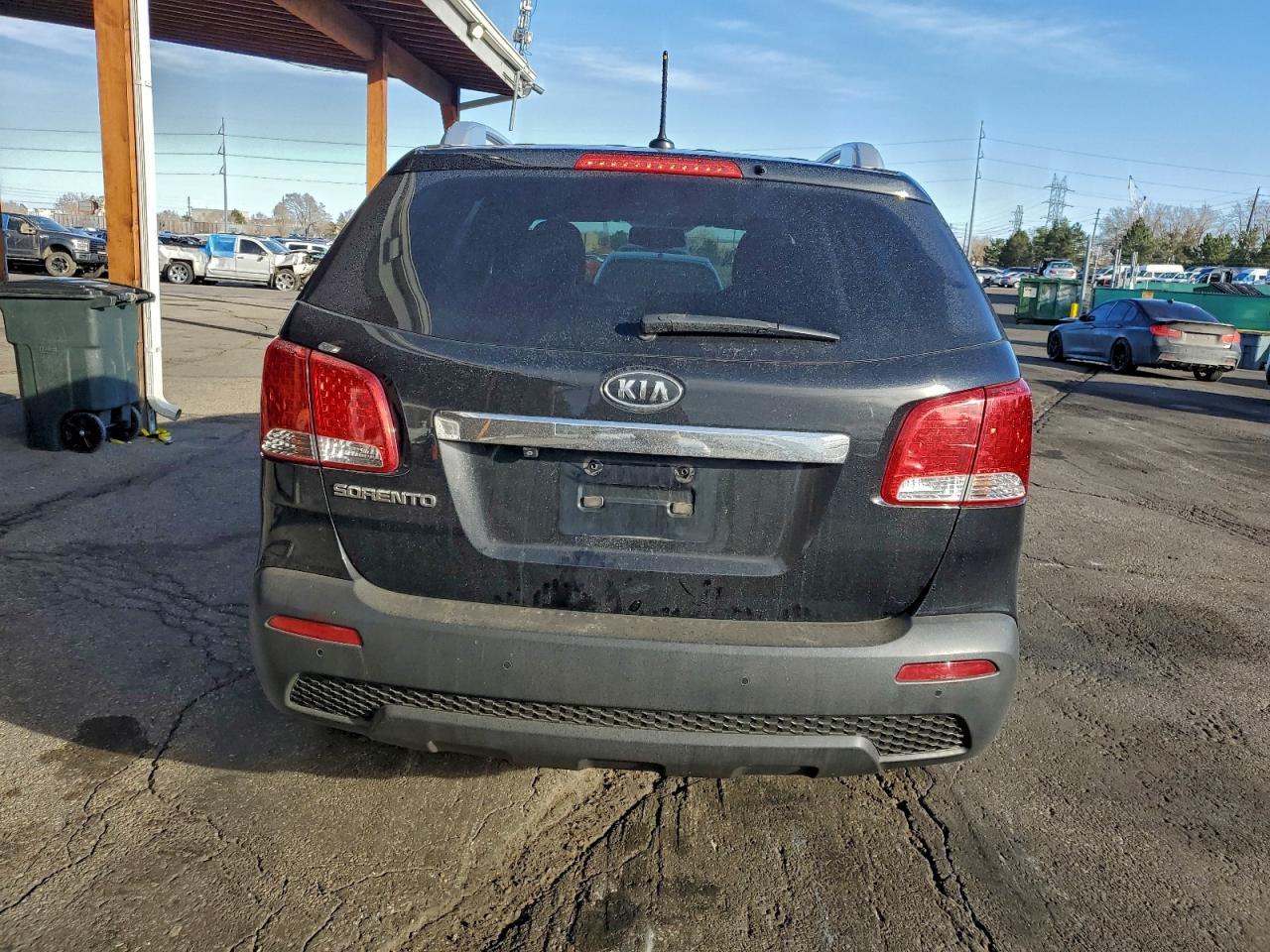 2011 KIA Sorento lx