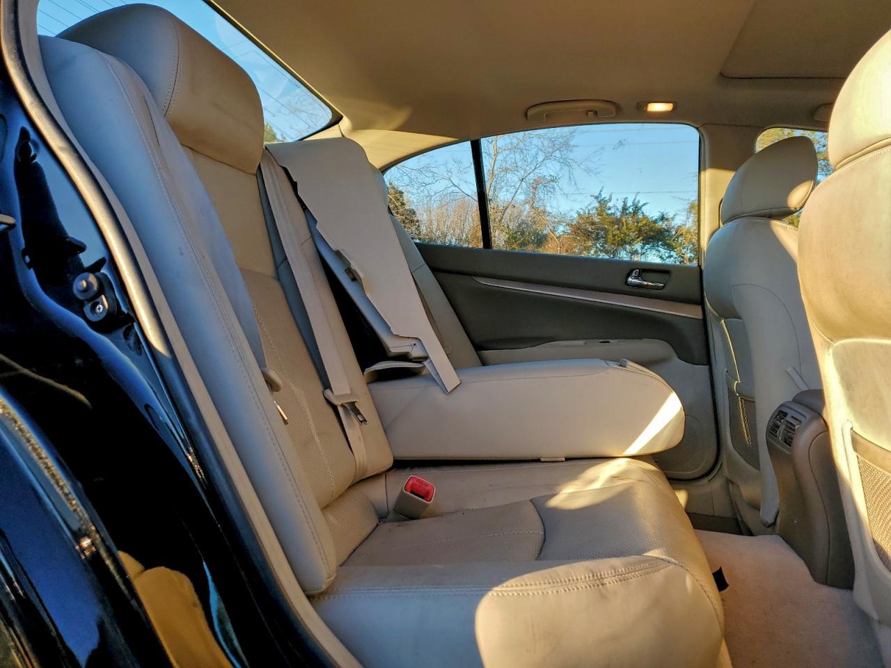 2012 Infiniti G25