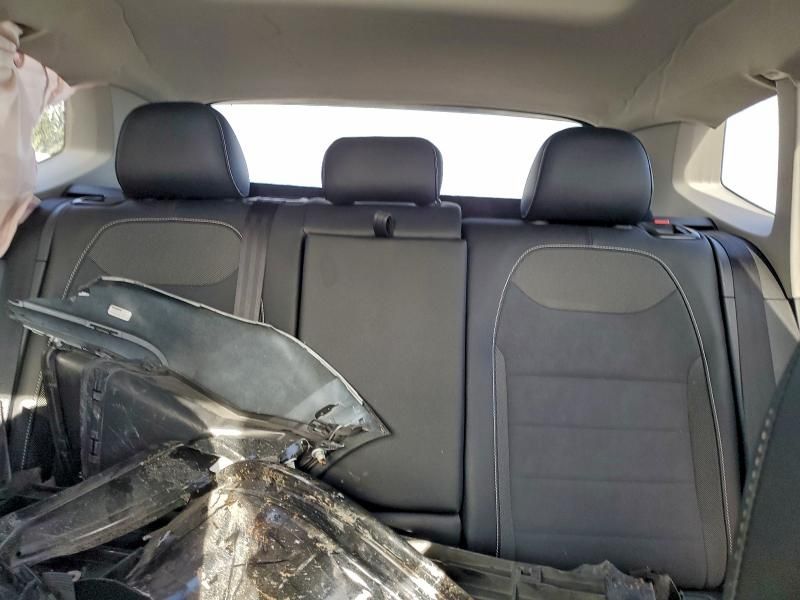 2023 Volkswagen Taos se