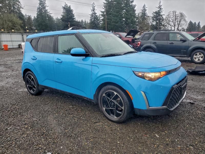 2023 KIA Soul ex