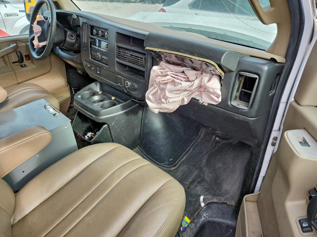 2017 Chevrolet Express G2500