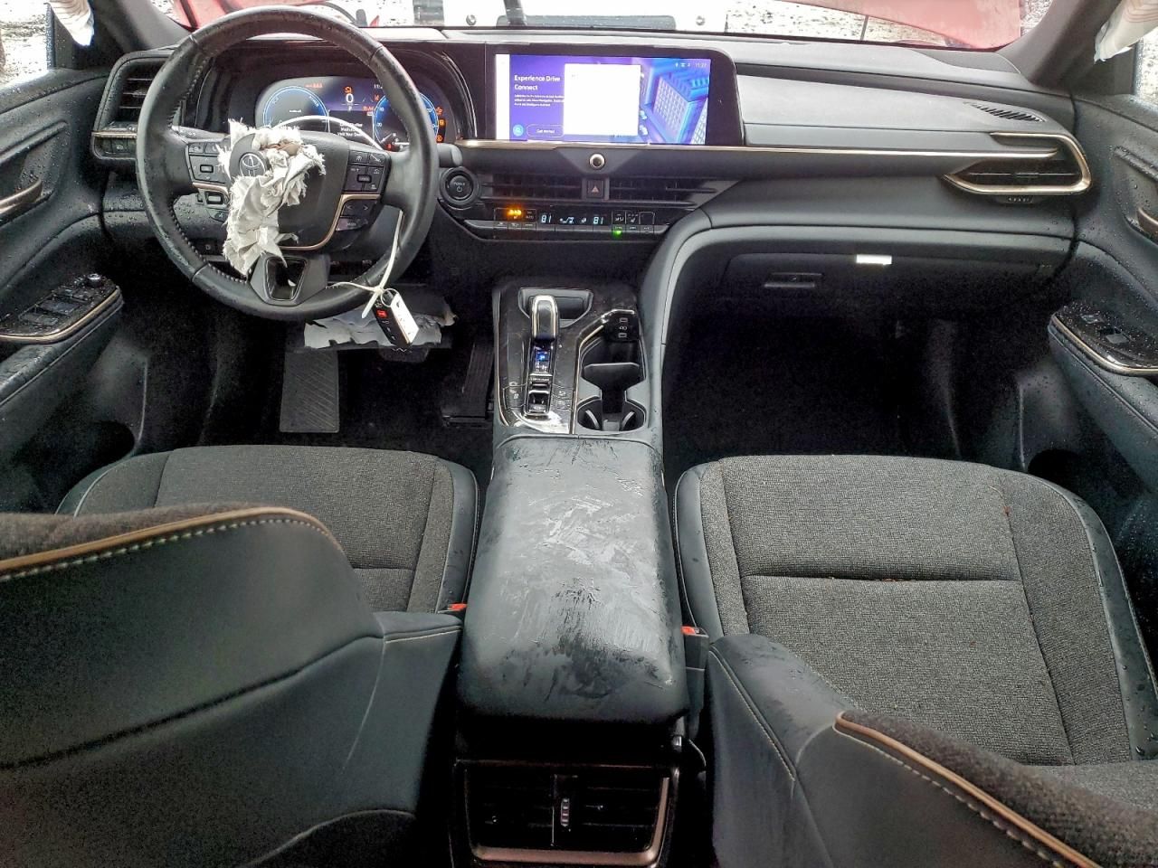 2024 Toyota Crown xle