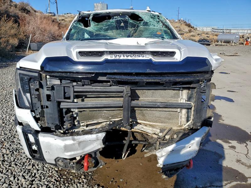 2024 GMC Sierra K2500 AT4