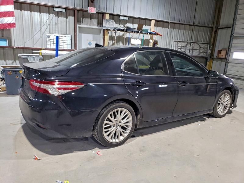 2020 Toyota Camry xle