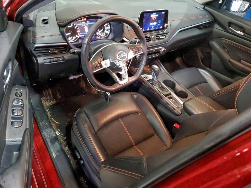 2022 Nissan Altima sr