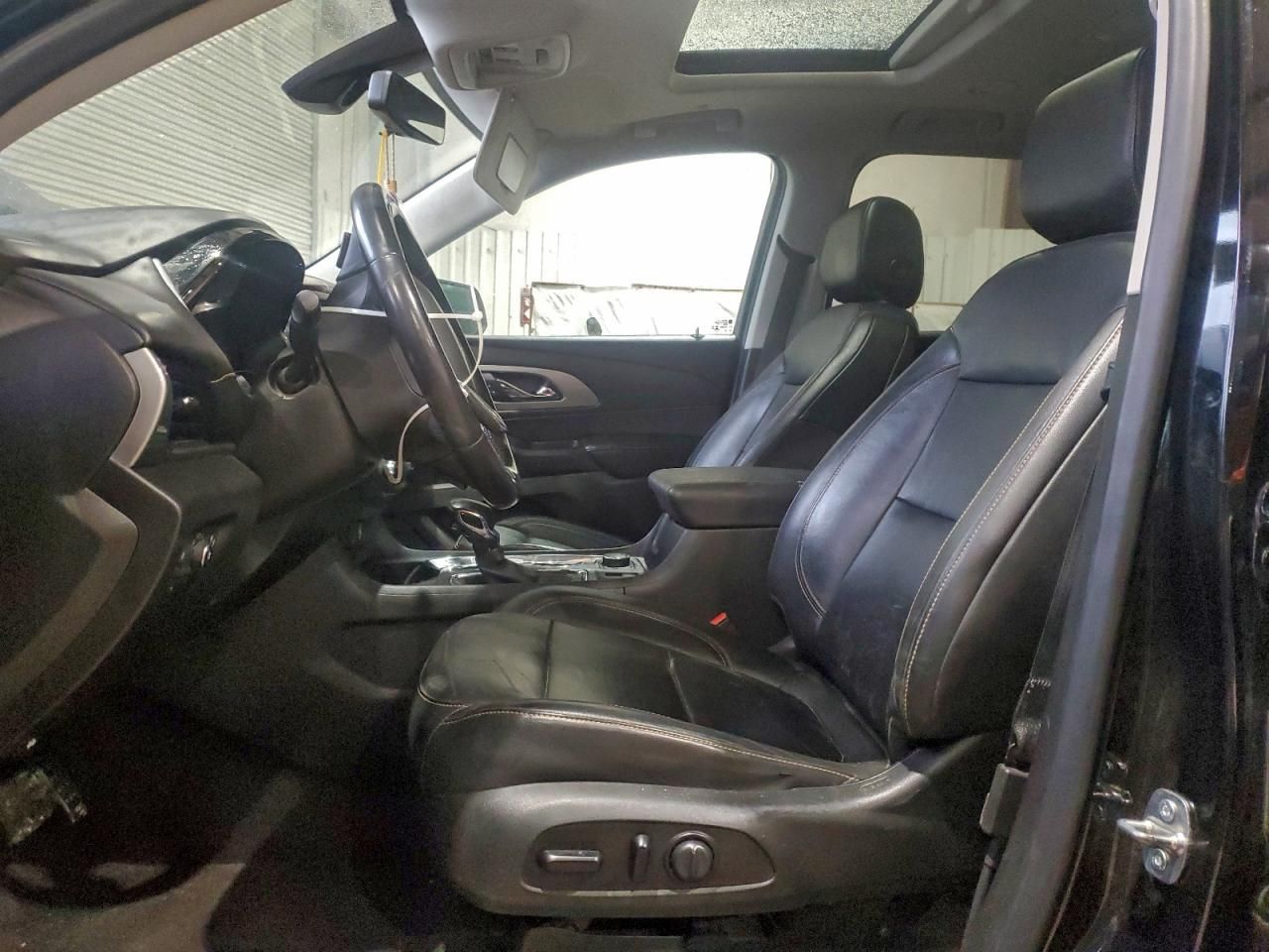 2021 Chevrolet Traverse lt