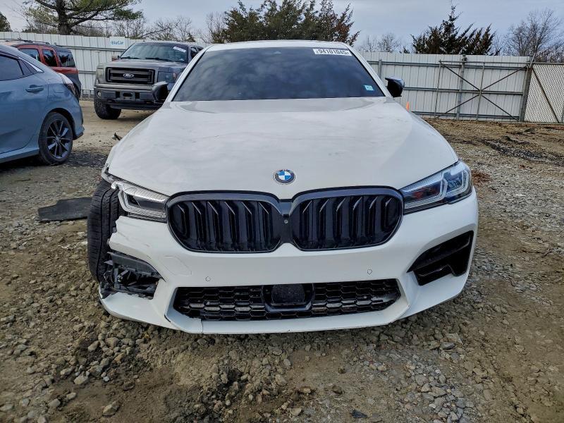 2021 BMW 530 xi