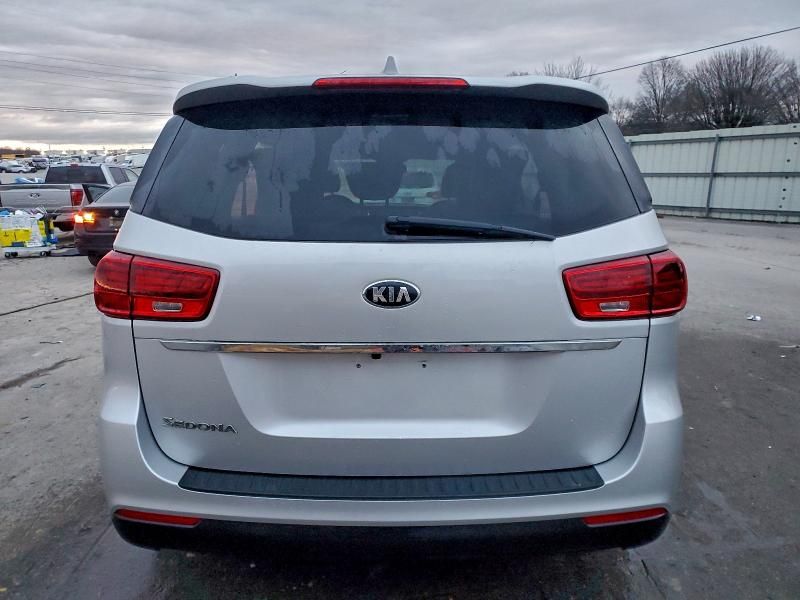 2020 KIA Sedona l