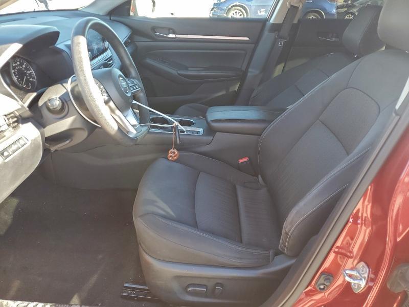 2022 Nissan Altima sv