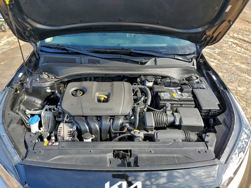 2023 KIA Forte lx