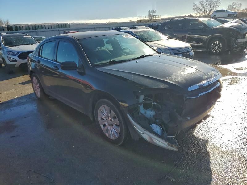 2012 Chrysler 200 lx