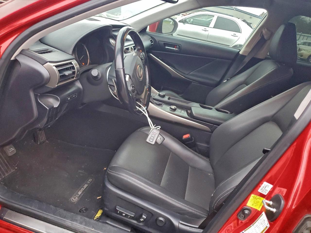2016 Lexus IS