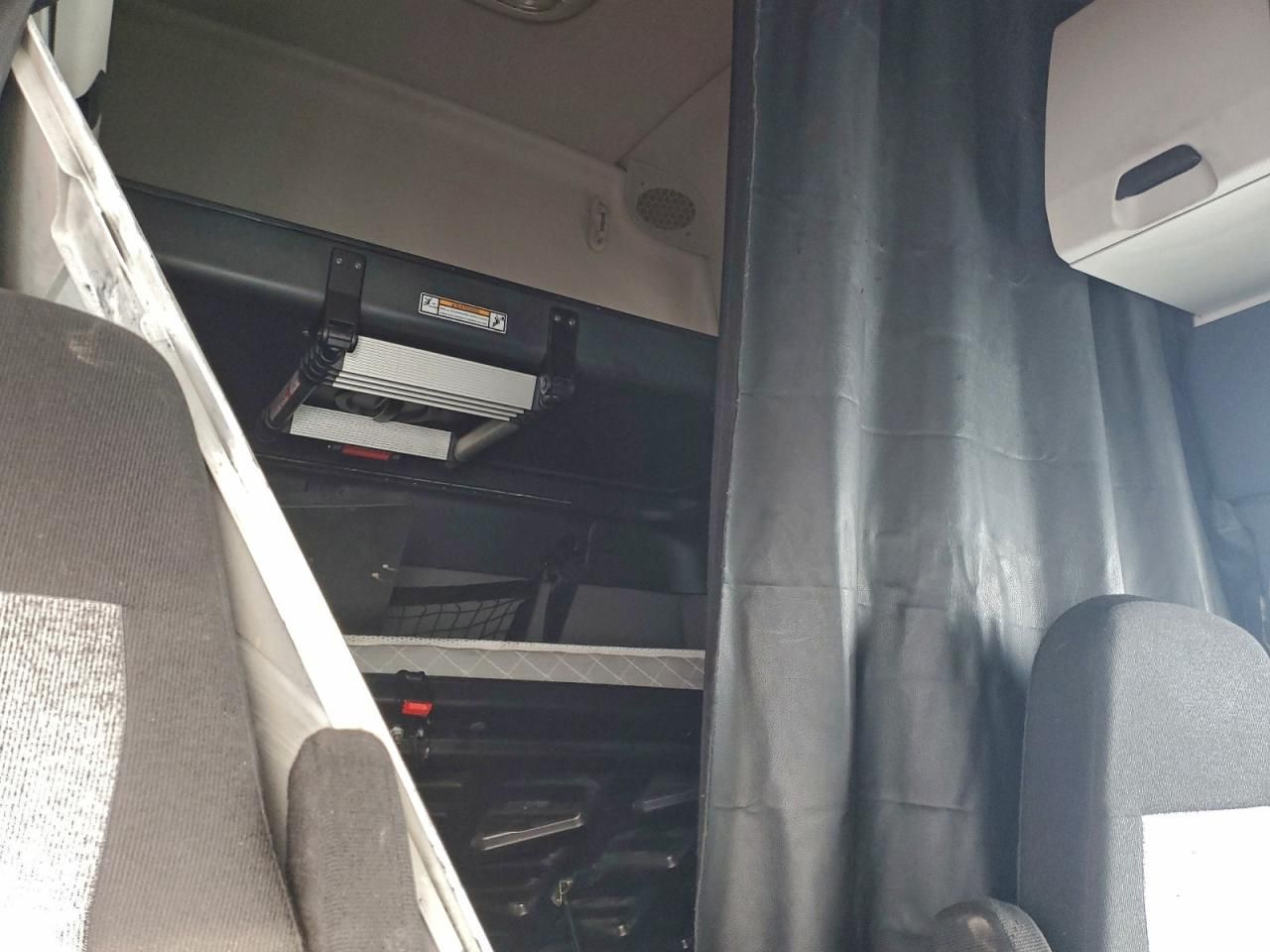 2020 Freightliner Cascadia 126 Semi Truck