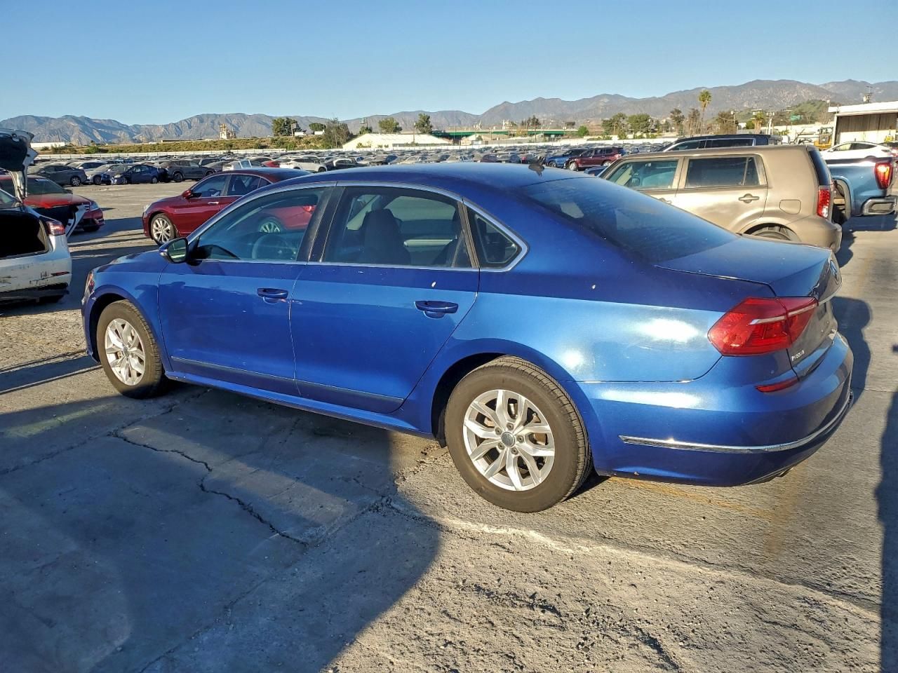 2016 Volkswagen Passat s