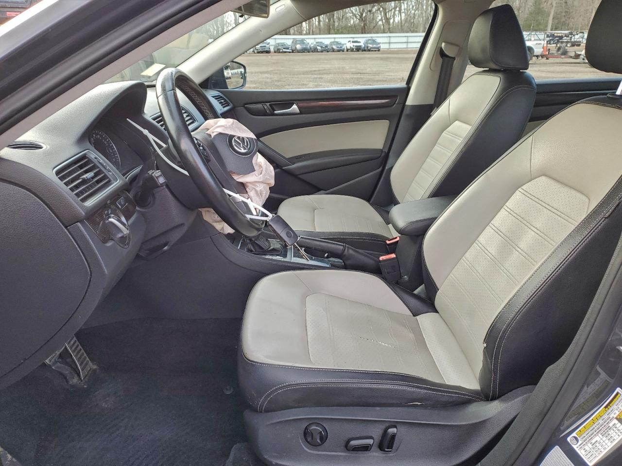 2015 Volkswagen Passat se
