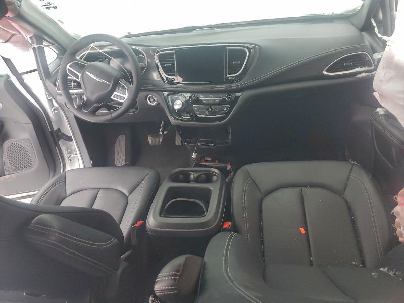 2025 Chrysler Pacifica Hybrid Select