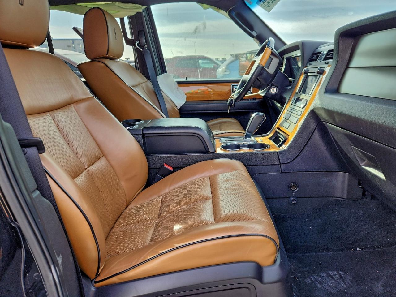 2012 Lincoln Navigator l