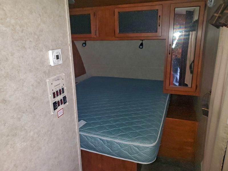 2012 Keystone 2012 Dutchman Bullet