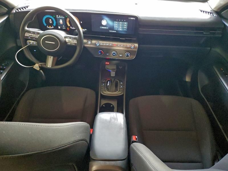 2025 Hyundai Kona se