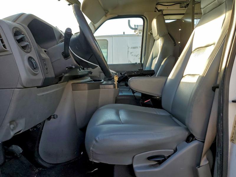 2010 Ford E250 Utility / Service Van