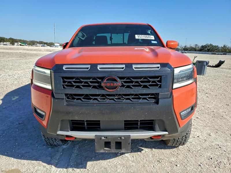 2025 Nissan Frontier s