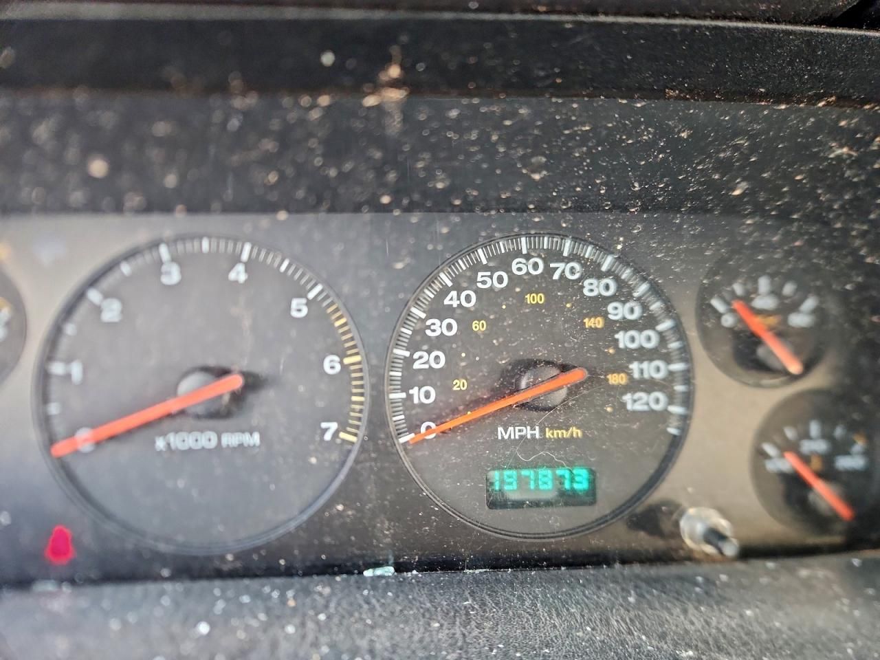 2000 Jeep Grand Cherokee Laredo