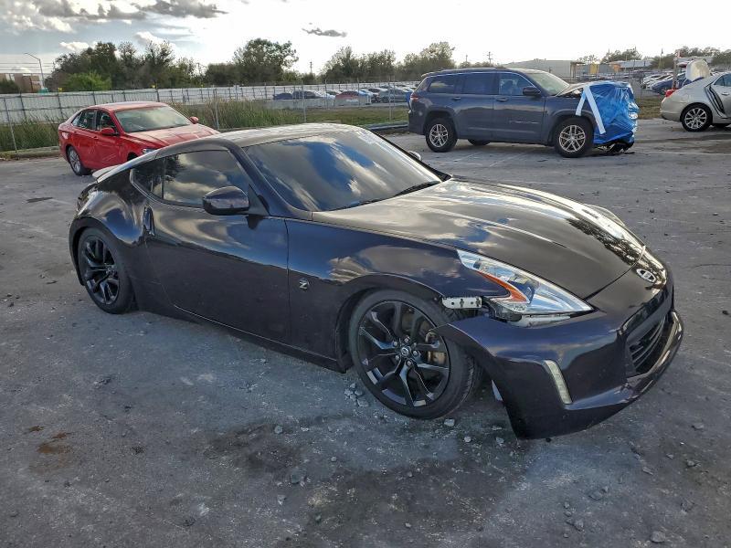 2016 Nissan 370z Base