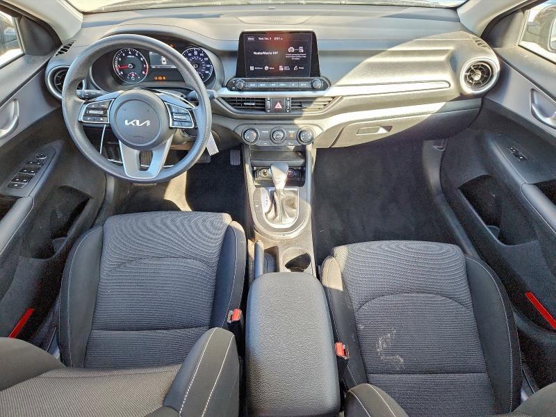 2024 KIA Forte lx