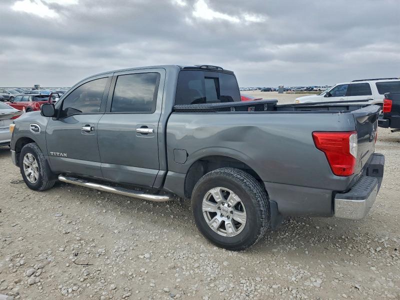 2017 Nissan Titan s