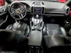 2018 Porsche Cayenne s