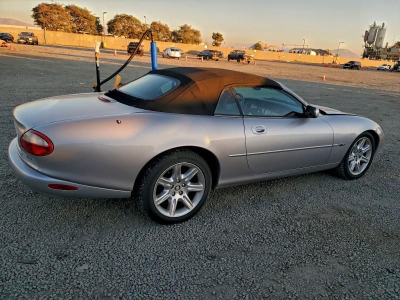 2000 Jaguar XK8