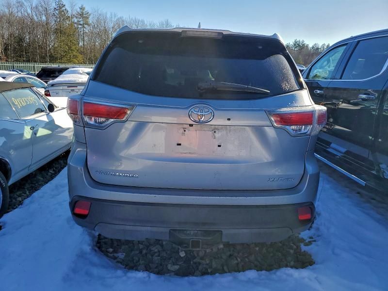 2016 Toyota Highlander xle