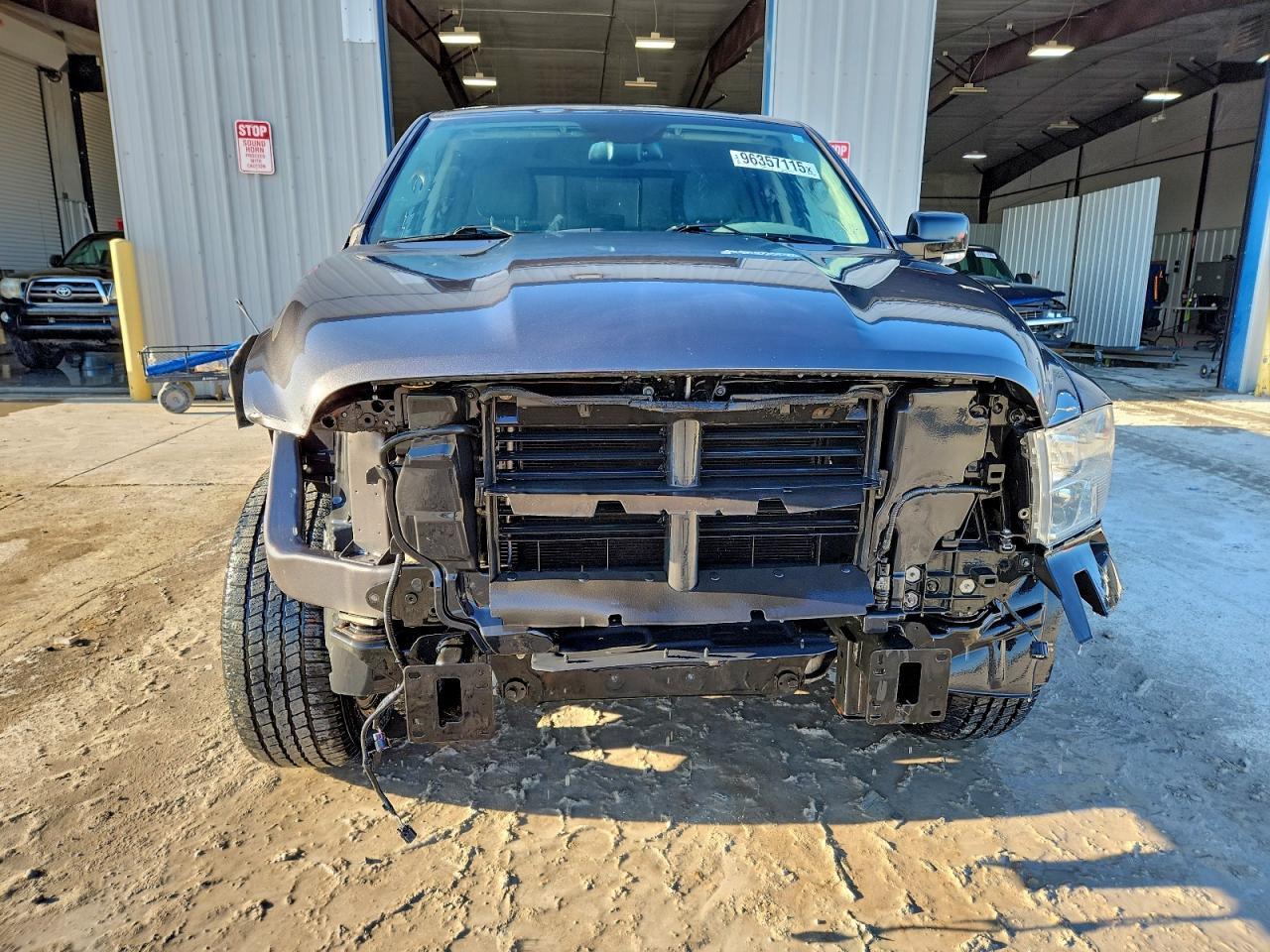 2018 Dodge Ram 1500 slt