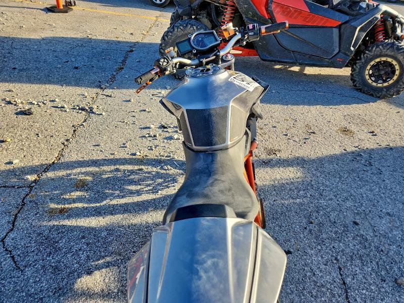 2015 KTM 1290 Super Duke R