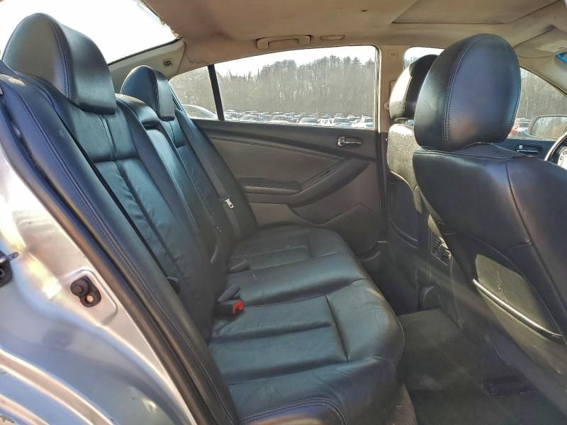 2011 Nissan Altima Base