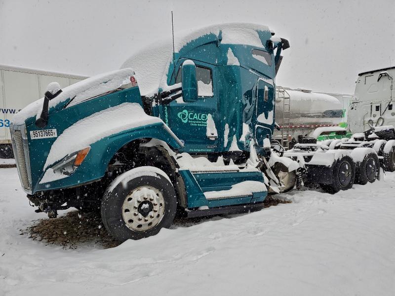 2023 Kenworth Construction T680