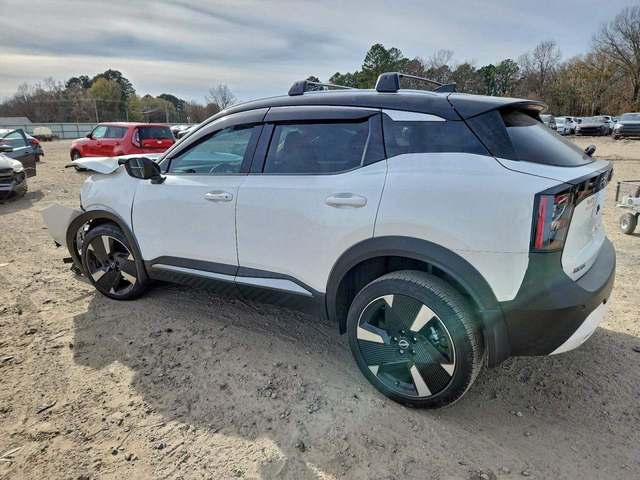 2025 Nissan Kicks sr