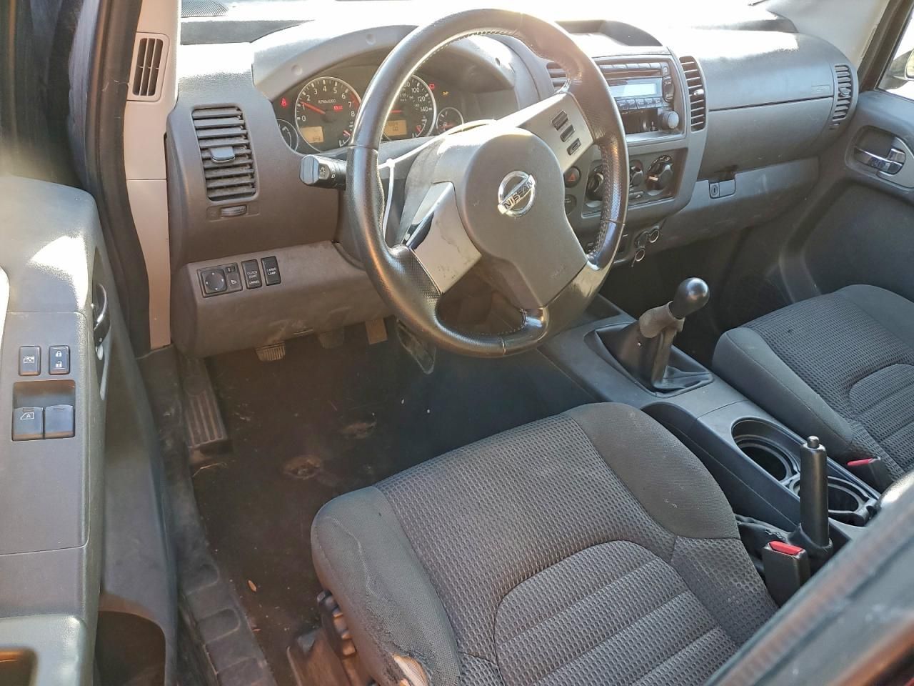 2007 Nissan Frontier King cab le