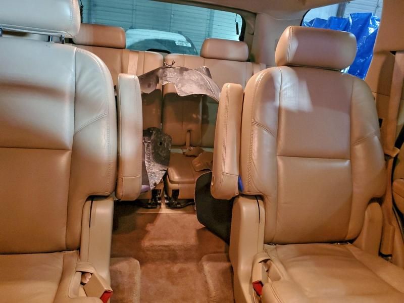 2010 Cadillac Escalade Premium