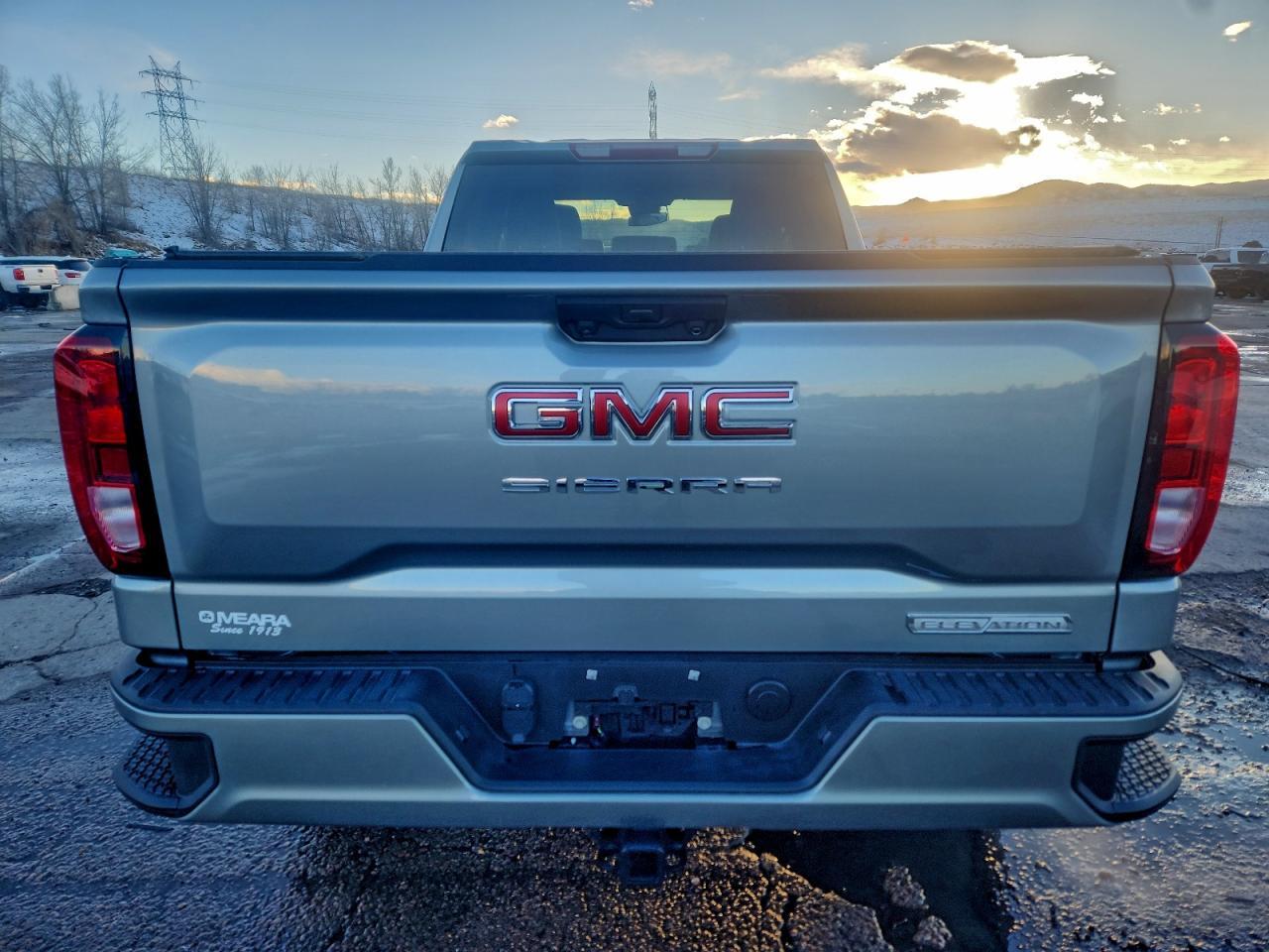 2025 GMC Sierra K1500 Elevation