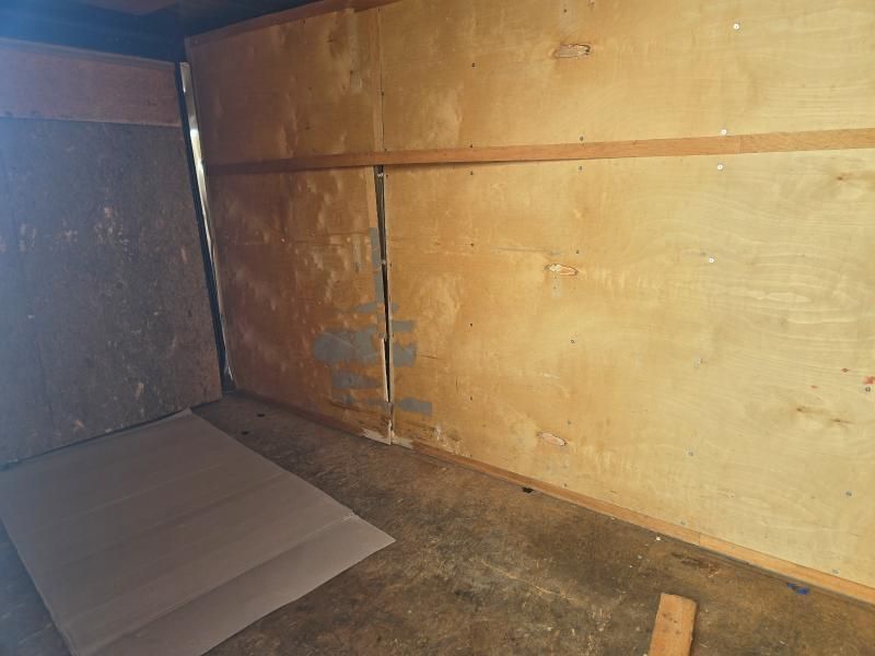 2015 Interstate Enclosed Cargo Trailer