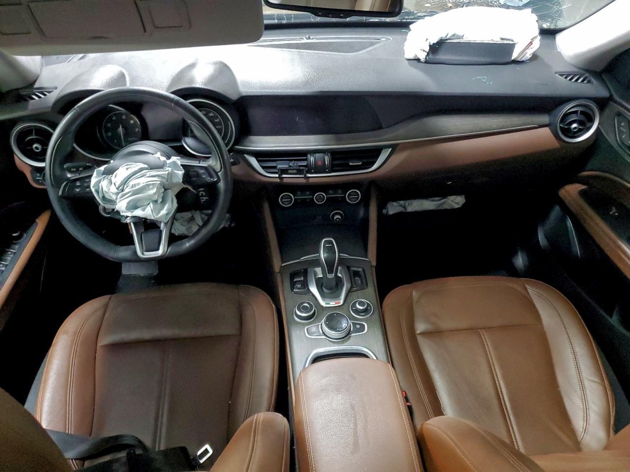 2021 Alfa Romeo Stelvio ti