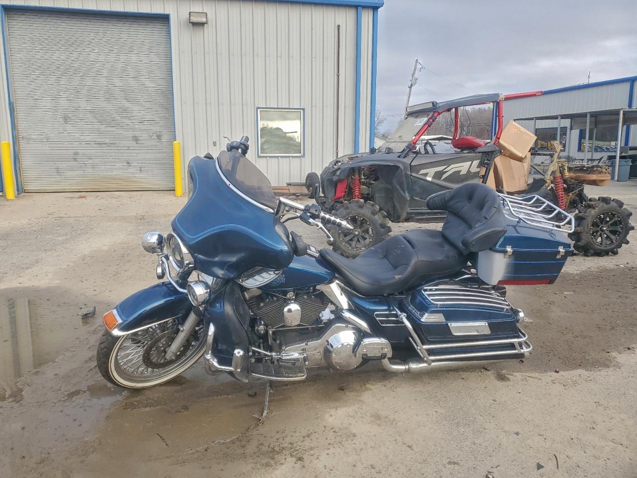 2002 Harley-Davidson Flhtci