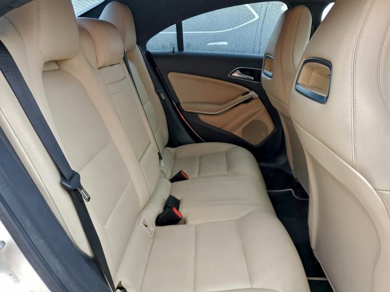 2015 Mercedes-Benz Cla 250