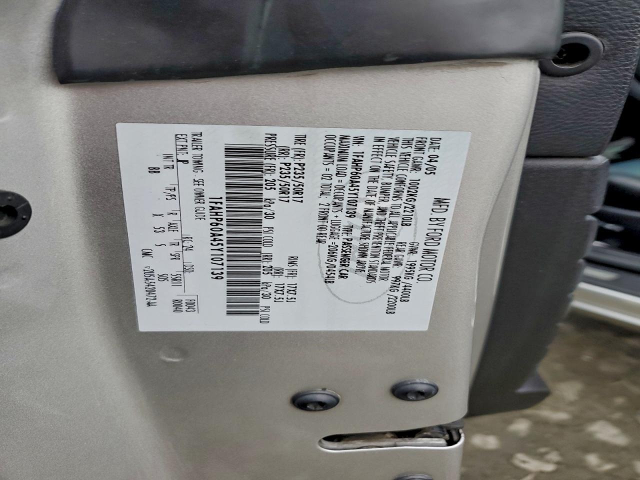 2005 Ford Thunderbird